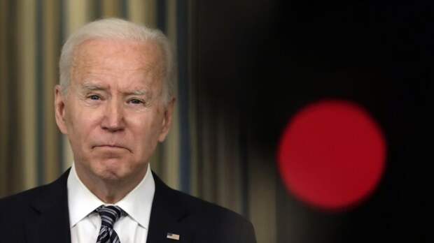 США используют санкции и Донбасс для давления на рубль Президент США Джо Байден