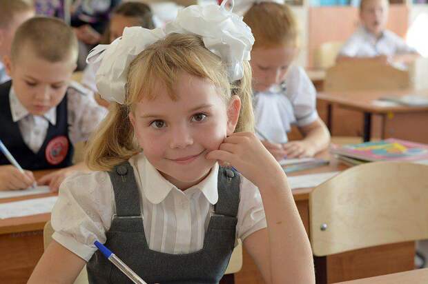 На Псковской и Угличской соберут необходимые школьникам принадлежности