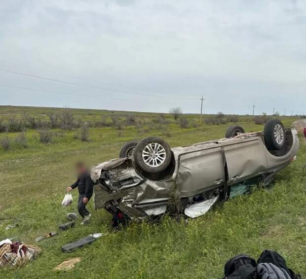 Трое граждан Казахстана, включая ребенка, пострадали в ДТП на астраханской трассе