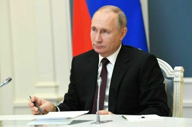 Путин: Нельзя допускать беспредела с изъятием опекой детей из семьи