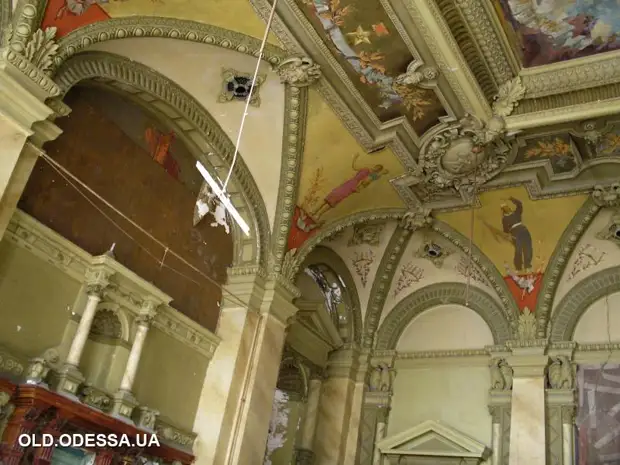 Руинизация Одессы в пенобетонных джунглях