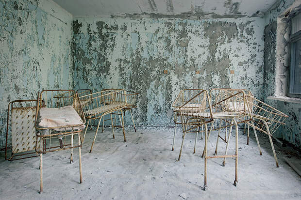 Госпиталь в заброшенном городе Припять, Украина
