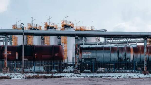 Венгрия и Словакия просят Хорватию разрешить транзит нефти РФ в обход Украины