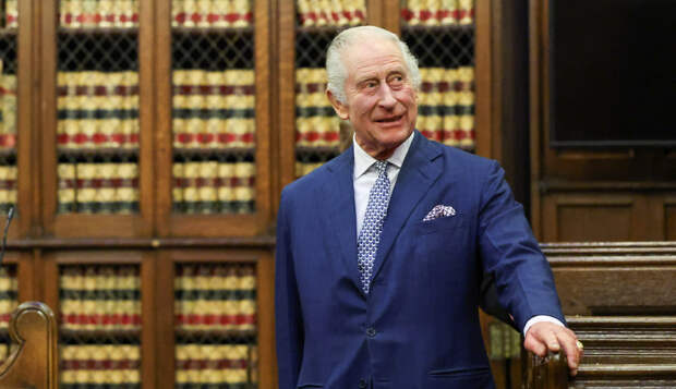 В парламенте Британии призвали отменить визит короля Карла III в США