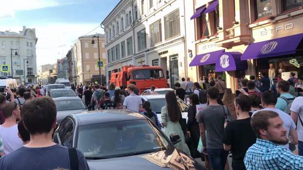 Закон о незаконных митингах в РФ нужно приравнять к «демократичным» Западу и ЕС