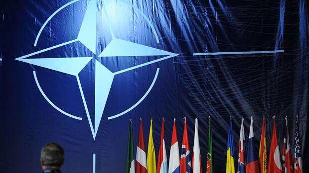 НАТО — Зеленскому: конфликт нужно решить «только на поле боя»