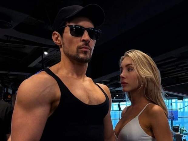 Юлия Вавилова троллит Павла Дурова, который превращается в качка