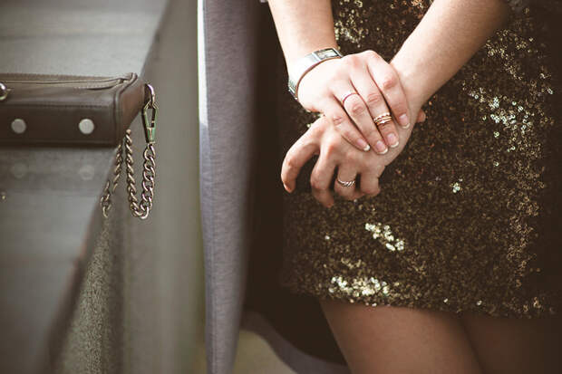 Olga choi fashion blogger myblondegal South Korea smart casual elegant Sheinside gold sequin dress gray Oasap neoprene coat Rebecca Minkoff bag Lulu's over-knee boots ZeroUV cateye retro sunglasses-06920