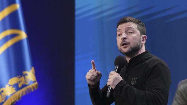 Это о "победе". Зе повесил в кабинете картину с горящим Кремлем