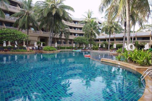 Отели России начали принимать туристов по водительским удостоверениям