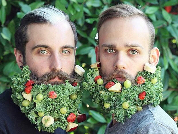 Аппетитная борода из овощей и фруктов.