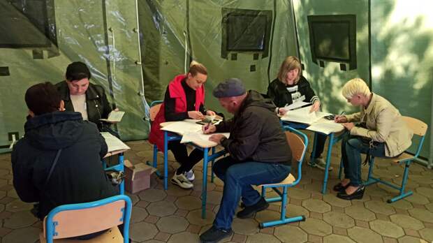 Референдум обсуждение. Референдум в Луганске.