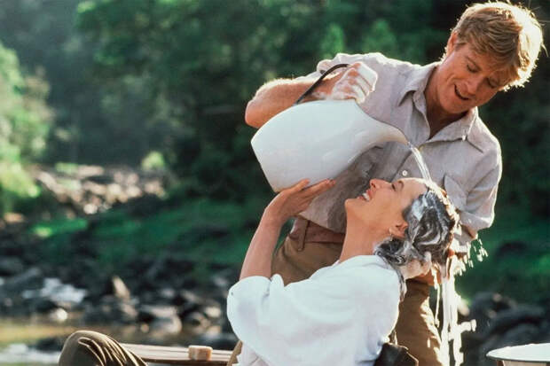 Актриса Стрип рассказала, что снималась в интимной сцене у реки с бегемотами