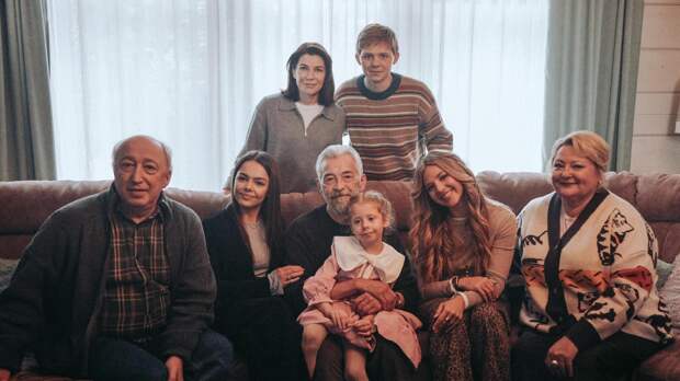 Николай Добрынин ради семейного счастья ввязывается в авантюру в тизере семейной комедии «Дед Фомич»