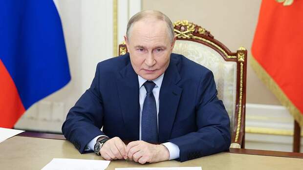 Рейтинг доверия Путину составил 75% у опрошенных россиян