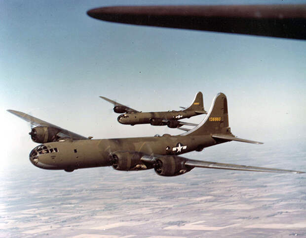 B-29 Superfotress