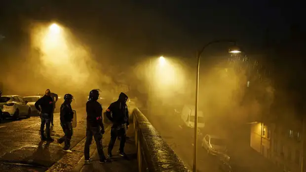 "Ни Макрон, ни Ле Пен — революция!" Чем закончились выборы во Франции