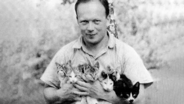 Евгениуш Лазовский