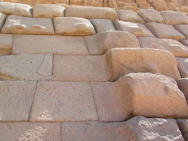 8. Пирамида Менкаура. Стена, выровнена неизвестным инструментом древний египет, история, технологии
