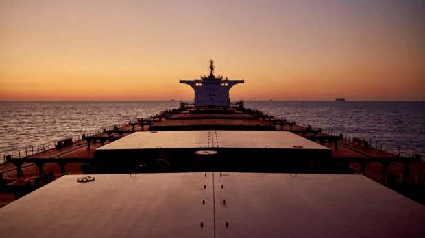 Греческие суда тайно поставляют в Израиль нефть и военные грузы: СМИ