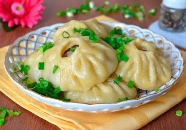 Пельмени: уральские, украинские, манты, хинкали, позы и ещё 10 классных рецептов