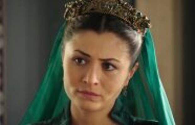 Шоу-бизнес: Измены, алкоголь и рухнувшая репутация: Как самая скандальная актриса «Великолепного века» Дениз Чакыр смогла вернуться в кино