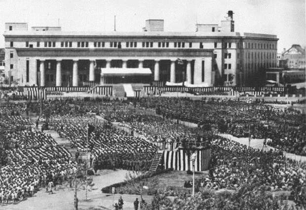 Празднование 10-я образования Маньчжоу-Го. Фото 1942 года
