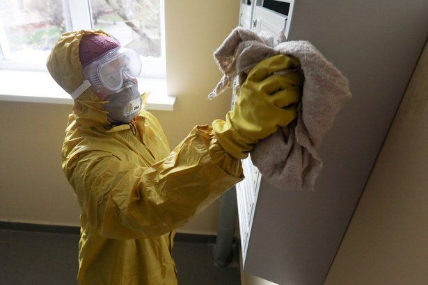 В Крюково ежедневно проводится обработка подъездов жилых домов В Крюково ежедневно проводится обработка подъездов жилых домов