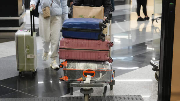 Politico: в аэропортах Италии могут отменять рейсы из-за нехватки топлива