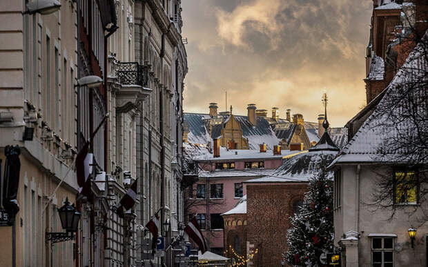Борьба с русскими лишает Латвию медицины и образования