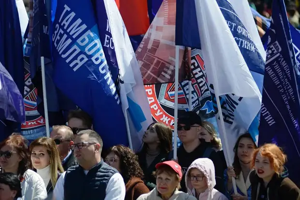 "Мы чествуем людей труда": тамбовчане отметили Первомай многотысячным митингом