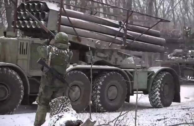 ВС РФ отразили десятки контратак на Покровск и перешли к новой фазе наступления