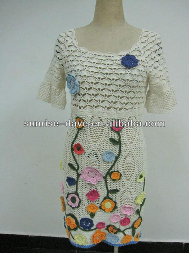 women_s_crochet_sweater_with_flower_pattern (525x700, 73Kb)
