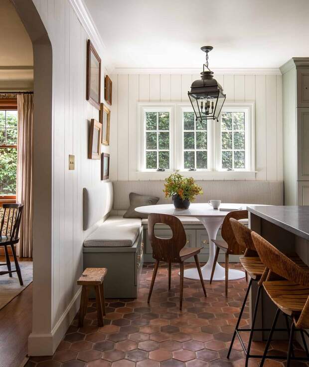 Heidi Caillier Design.