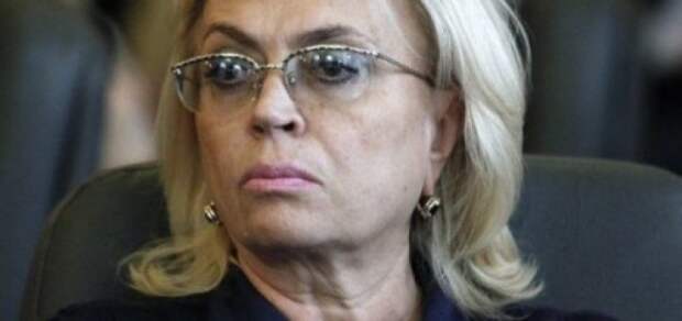А это что за шм#ра в моей партии? Савченко начала шмонать логово Тимошенко! А это что за шм#ра в моей партии? Савченко начала шмонать логово Тимошенко!