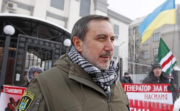 Ленур Ислямов