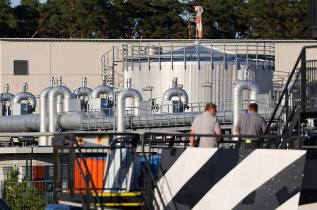 Экономист Хазин считает, что у Европы скоро не будет проблем с газом — так как закроются все предприятия, которые его потребляли