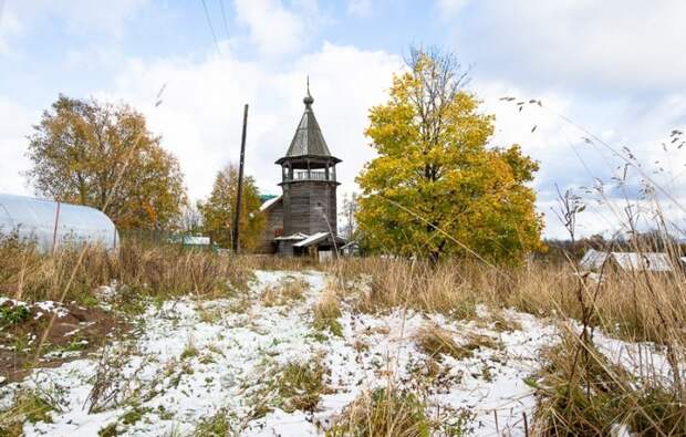 Деревянная церковь в селе Щелейки на границе Ленинградской области и Карелии. Она была построена в 1783 году.