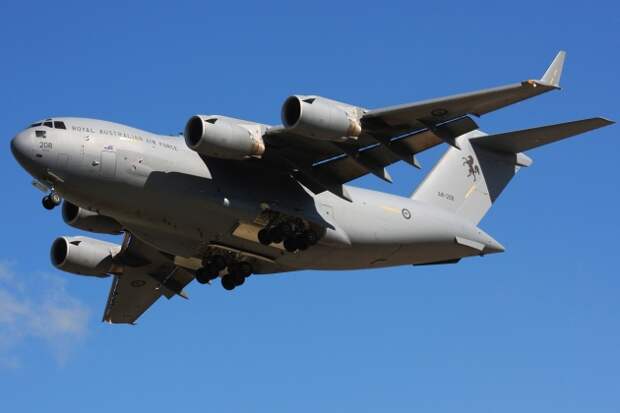 Самолёт C-17