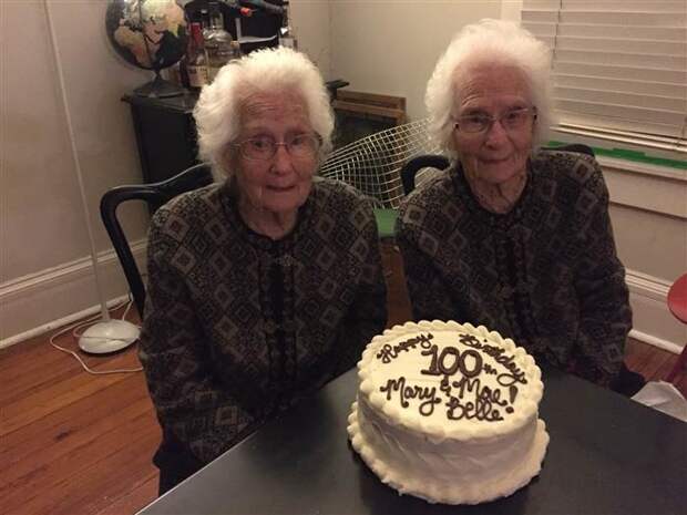 Близнецы, справившие вместе 100-летний день рождения: "Мы никогда не расставались" 100 лет, близнецы, жизнь, истории, старость
