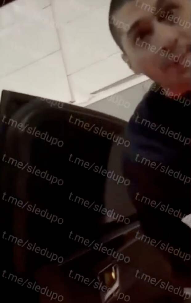 Агрессивный таксист пытался выгнать из машины жительницу Сургута и напал на нее