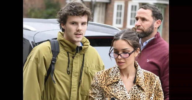 Круз Бекхэм появился на публике со своей девушкой, которая на 10 лет старше него и которую "не одобряет" его мать Виктория