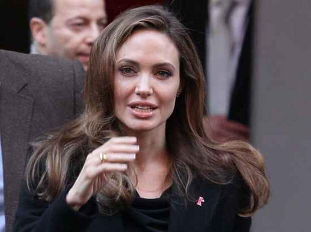 Попавшей в больницу Анджелине Джоли грозят проблемы с поджелудочной железой