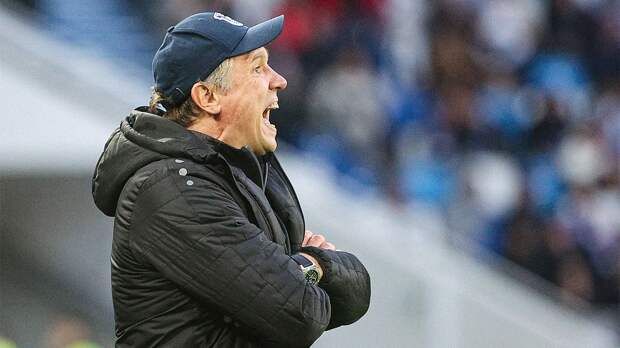 В матче «Балтика» — ЦСКА произошла массовая потасовка с участием главных тренеров