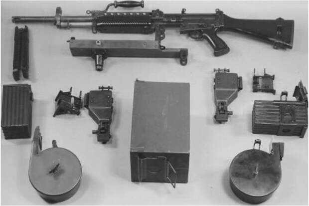 Stoner 63: карабин для выживания и винтовка Bullpup