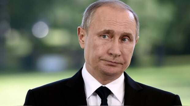 Challenges: Французские интеллектуалы сдали бы Европу «диктатору Путину»