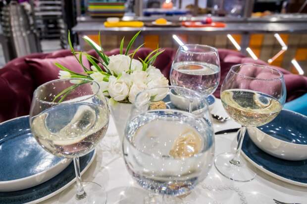 Пособия на 600 детей тратила на отели и рестораны цыганка из Новосибирска