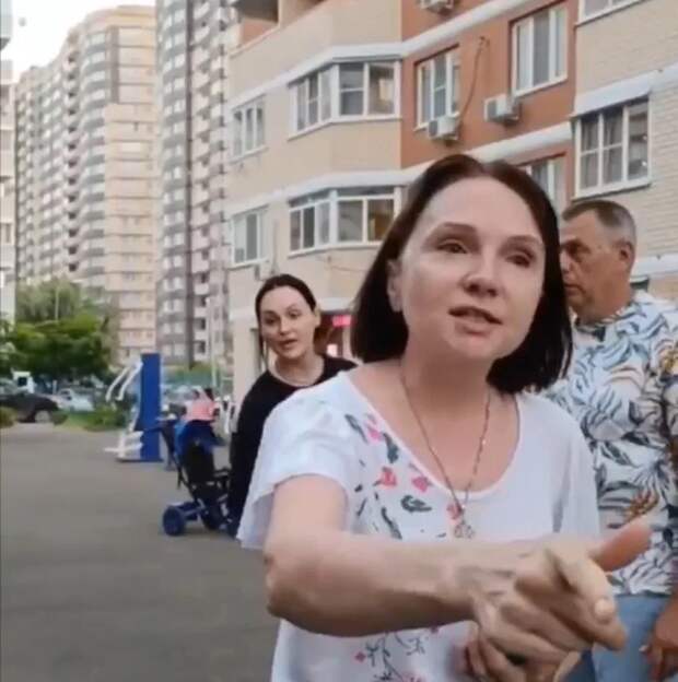 Краснодарская заукраинка назвала матерей участников СВО «дурами» и «суками»