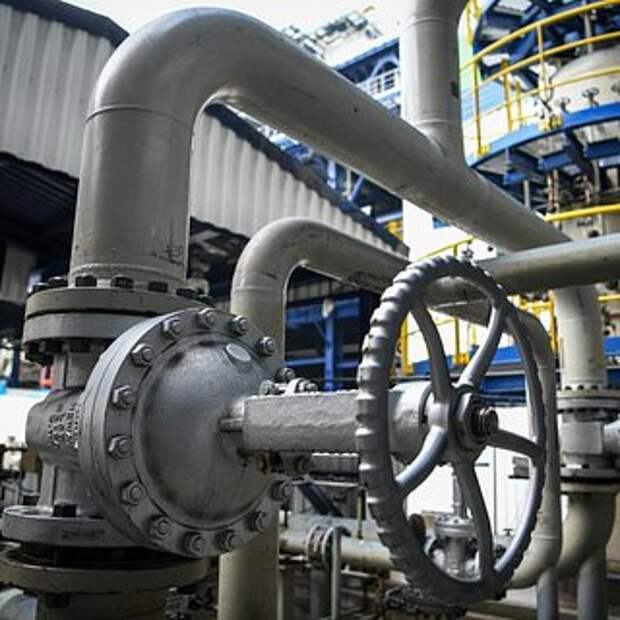 Россия снизит переработку нефти