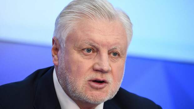 Проблему мигрантов, законных и незаконных, а также новообращенных наших новых соотечественников, которые не бельмеса не петрят в русском языке, не говоря уже о законах, культуре, истории — мы...-8
